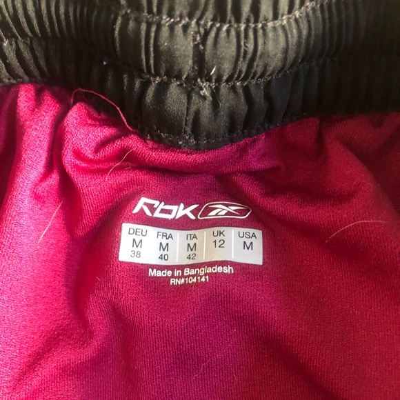 Reebok running shorts - Picture 2 of 2